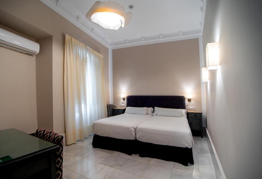 Double room classic style,1756410868:JPEG