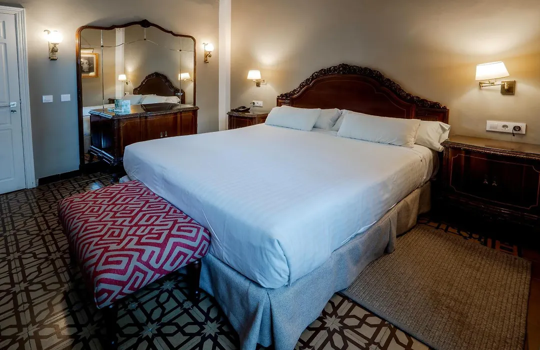 Hotel Simon-1